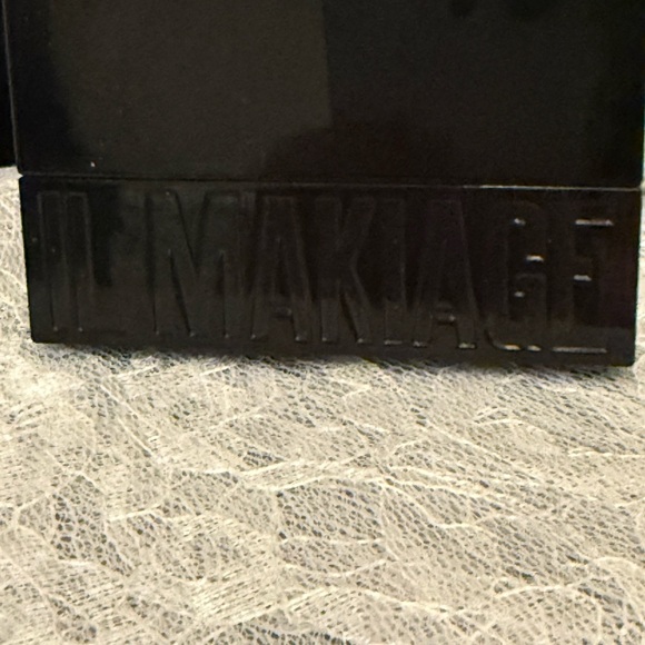 IL MAKIAGE HIGH POINT
BRONZER, BLUSH & HIGHLIGHTER PRO PALETTE - LIGHT NEW - Picture 6 of 7